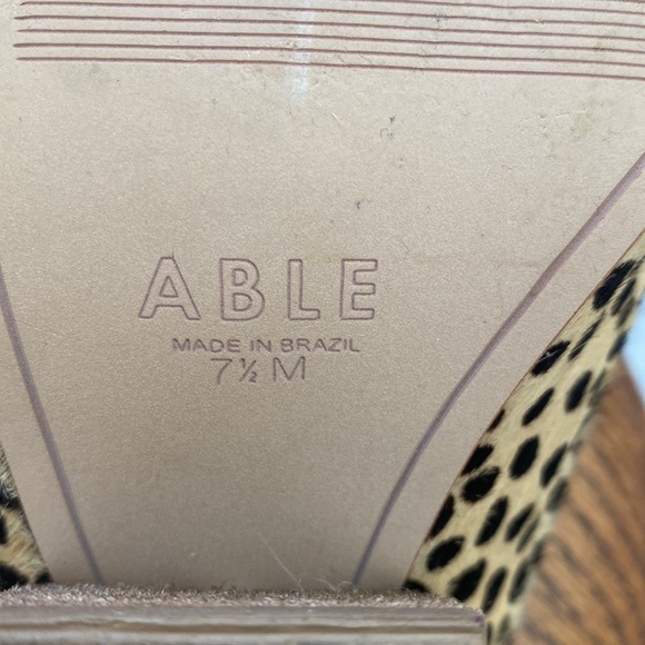 EC…..ABLE Rojas sandal - Picture 7 of 8